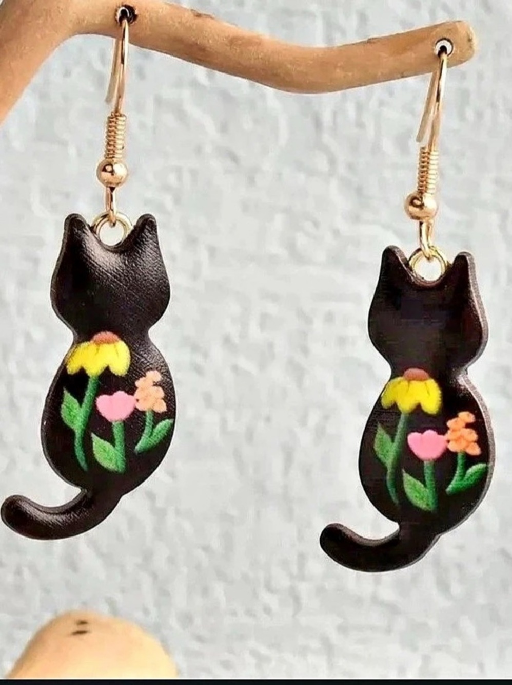 Sitting Pretty Black Floral Cat Earrings